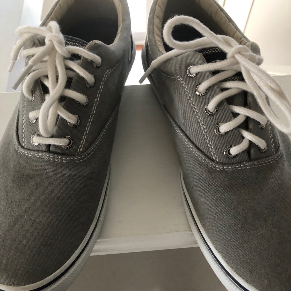 Brand new grey men’s sperry sneakers